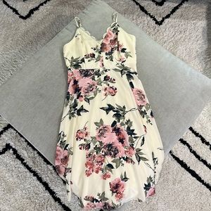 EMILEE CREAM FLORAL PRINT MIDI DRESS
LULUS